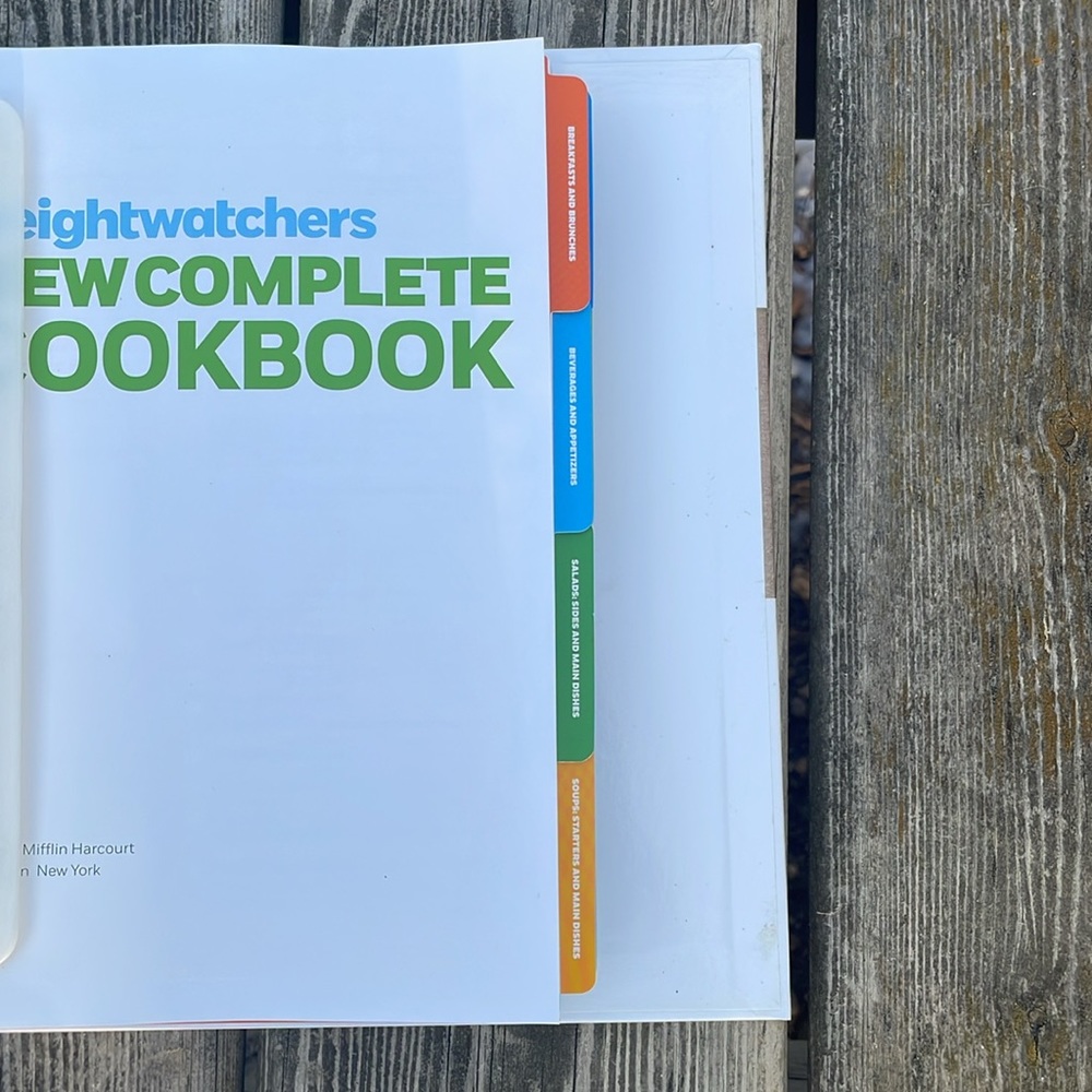 Weight Watchers New Complete Cookbook Smartpoints Edition Over 500 Recipes - Picture 3 of 6